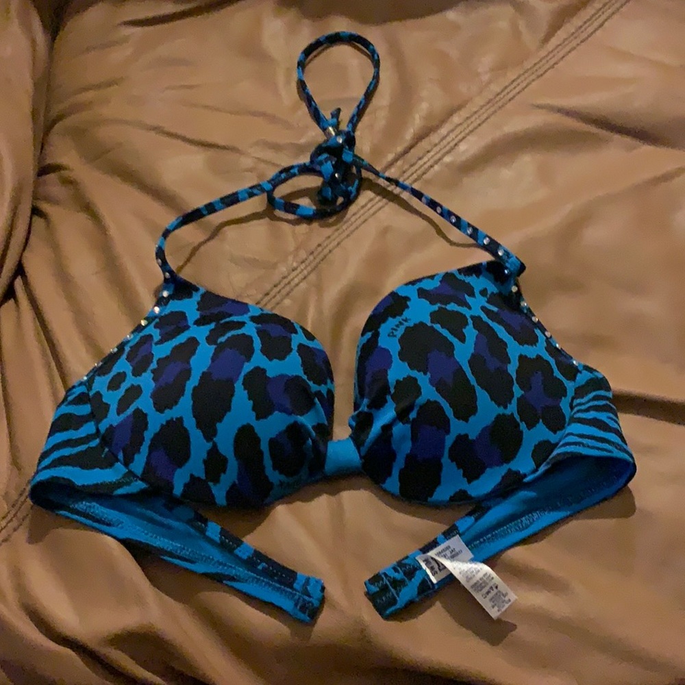 Victoria’s Secret pink, Blue/black leopard print